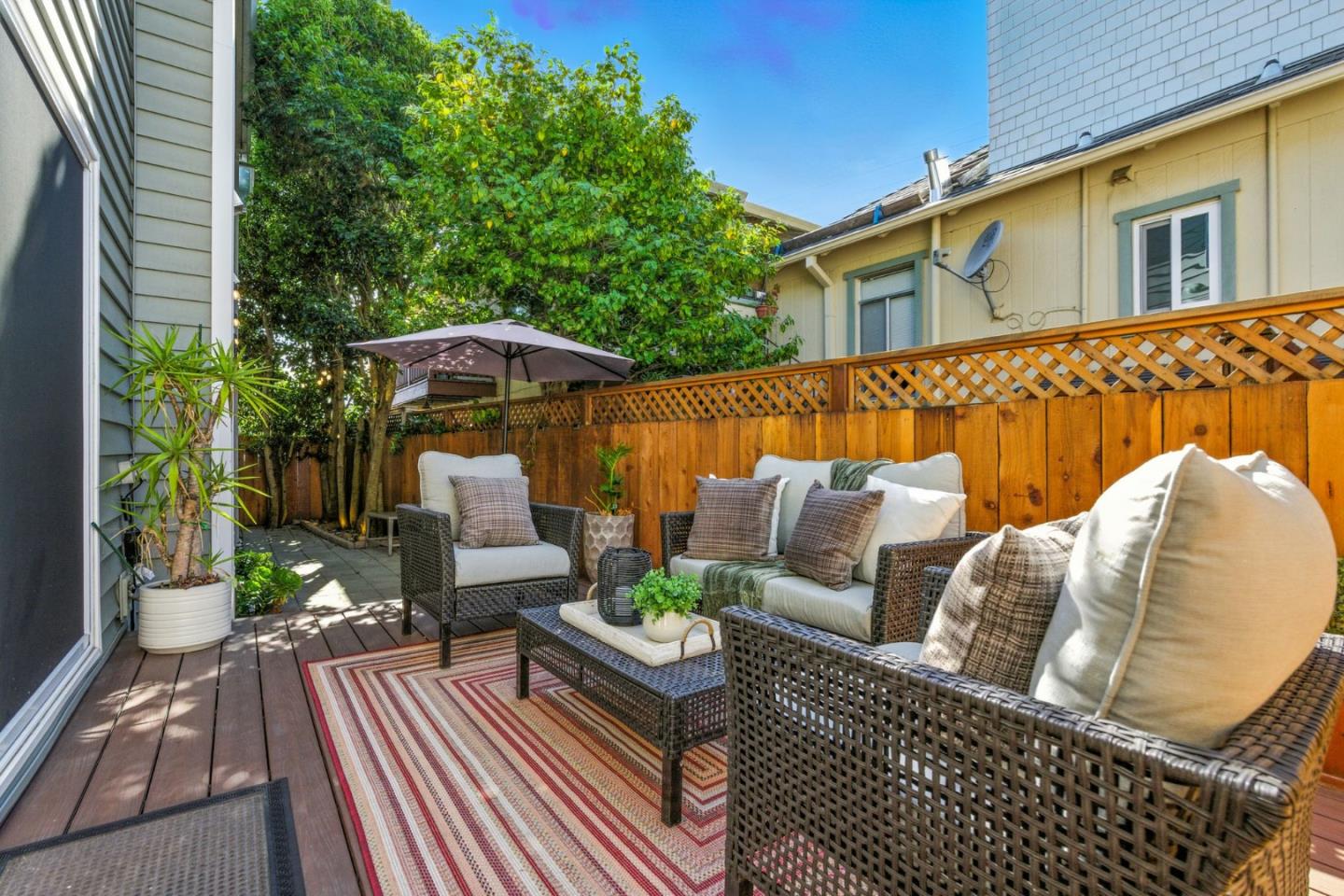 369 North Claremont Street 3