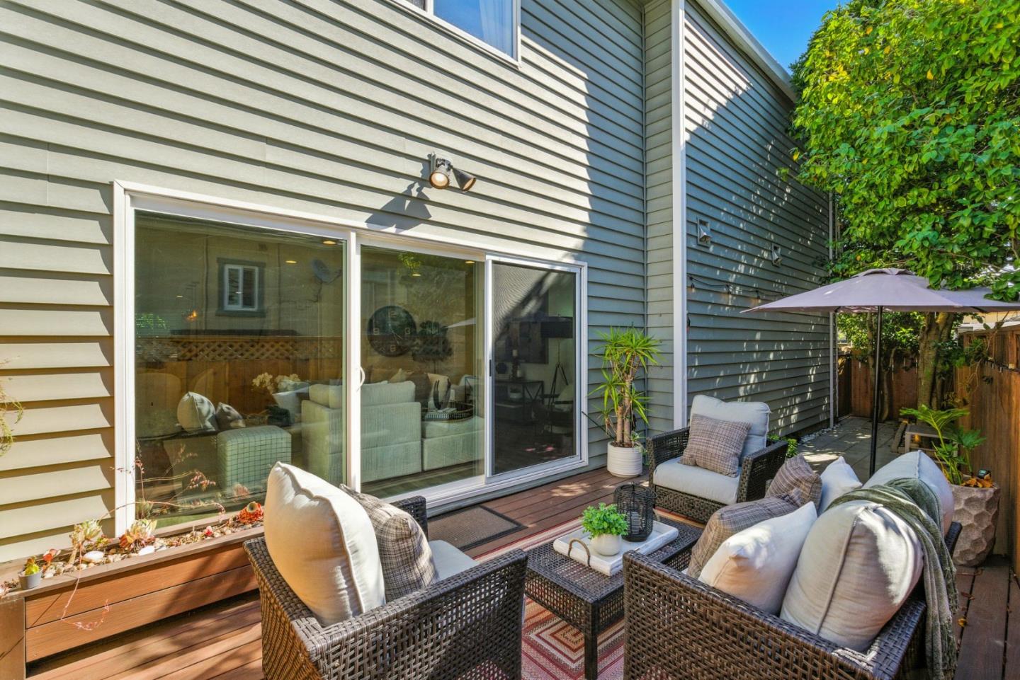 369 North Claremont Street 3