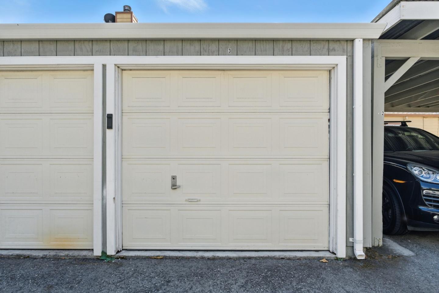 369 North Claremont Street 3