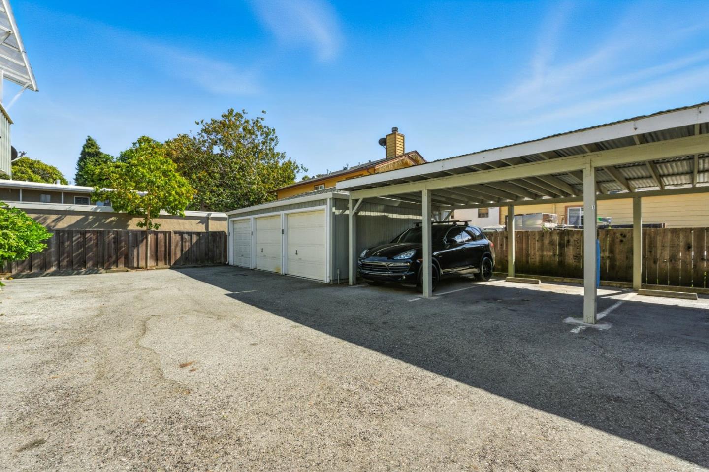 369 North Claremont Street 3