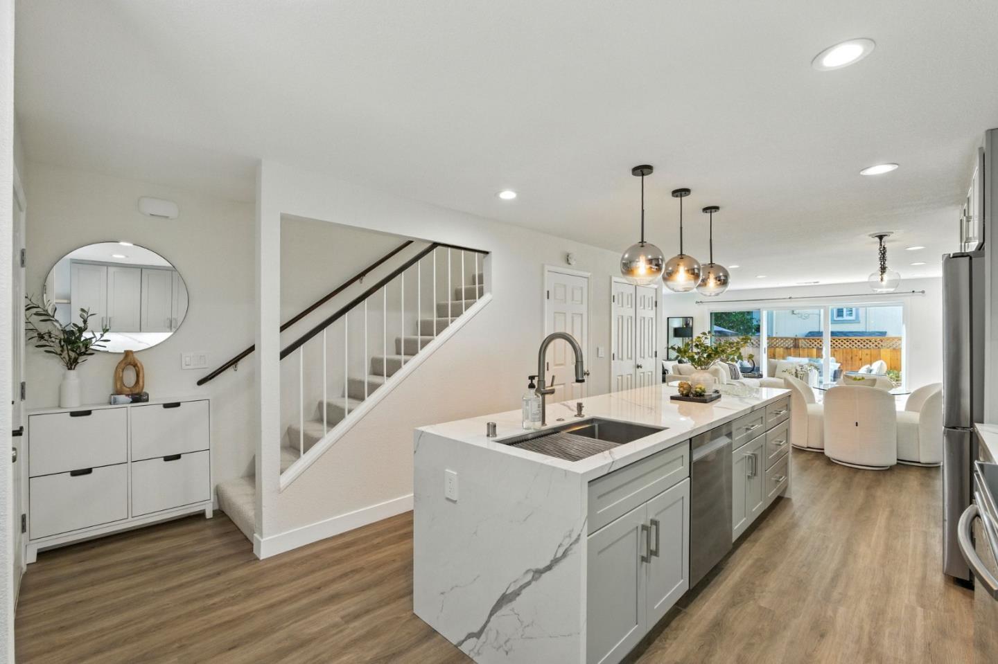 369 North Claremont Street 3