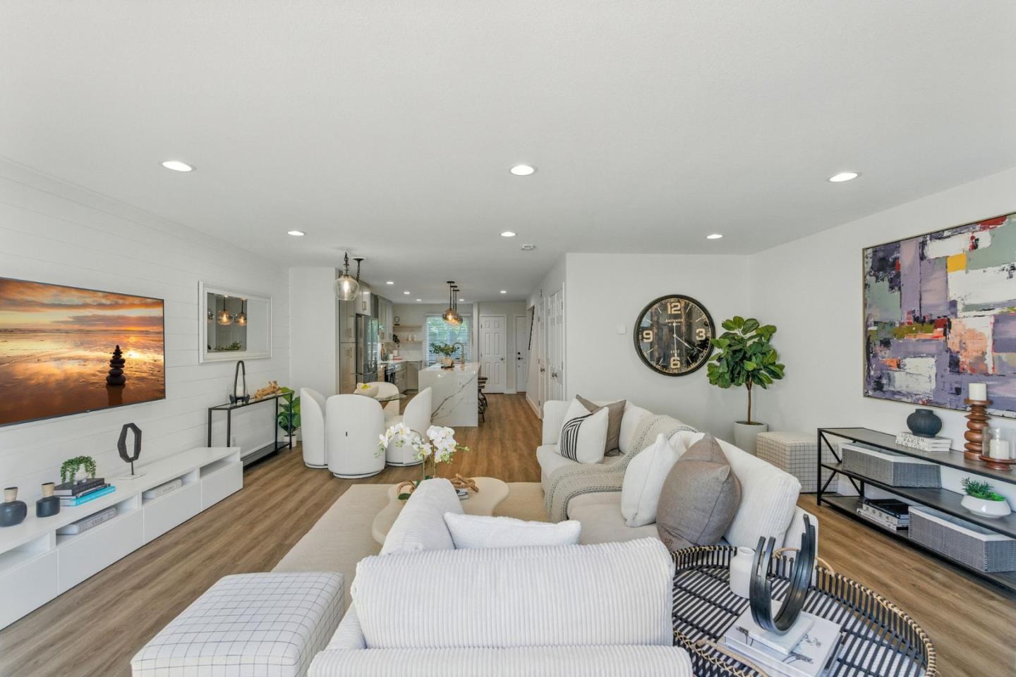 369 North Claremont Street 3