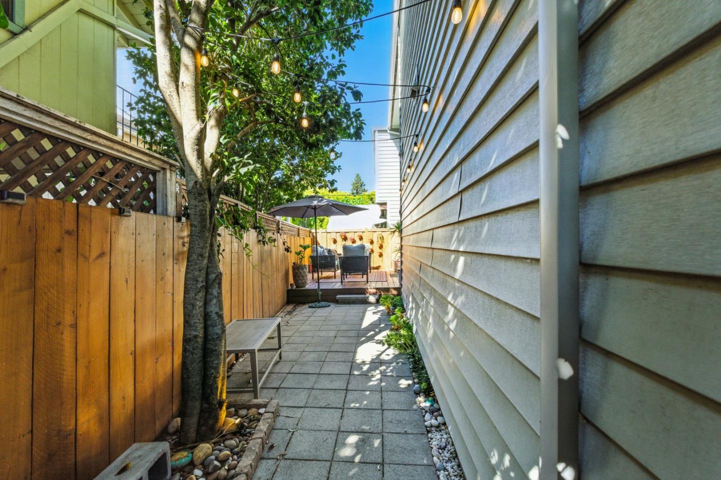 369 North Claremont Street 3