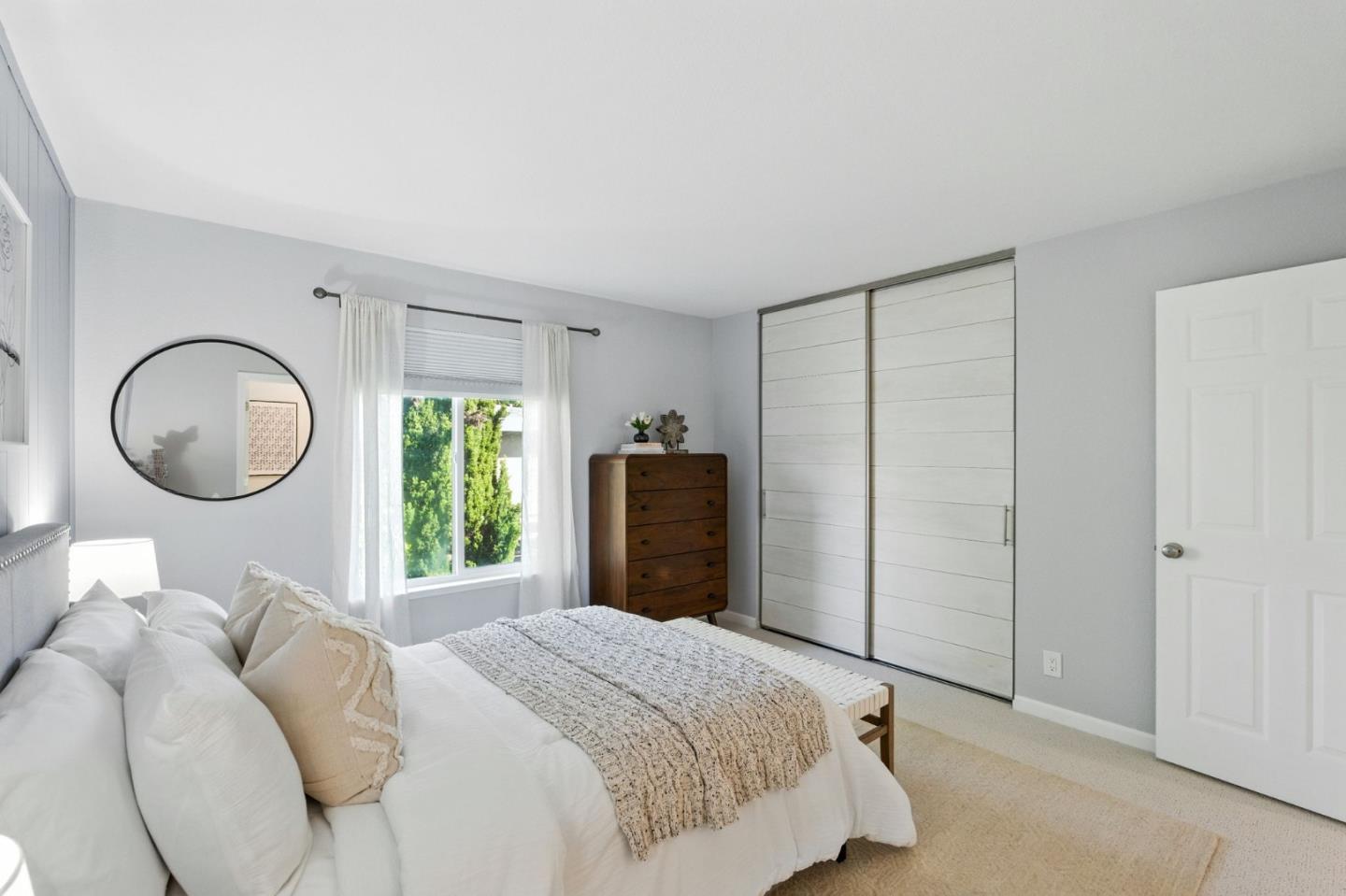 369 North Claremont Street 3