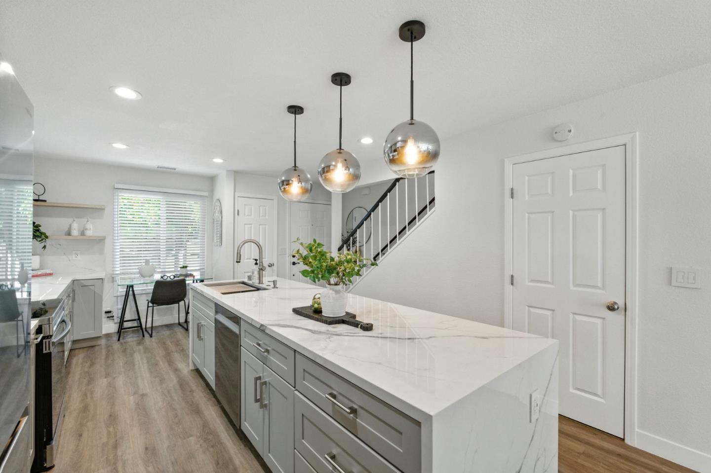 369 North Claremont Street 3