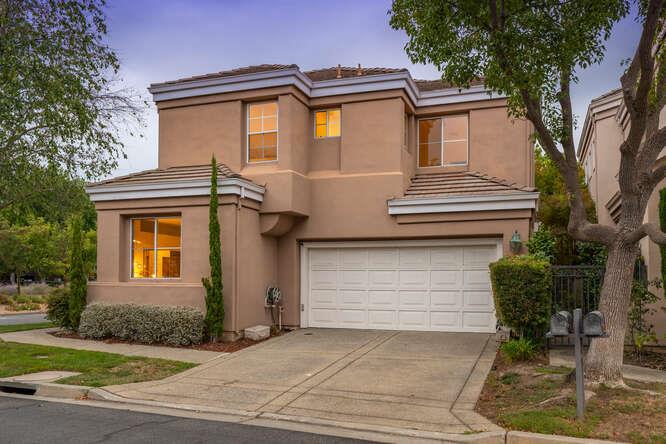 816 Corriente Point Drive