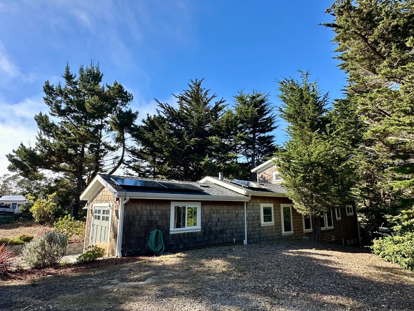 655 Vue De Mer Avenue