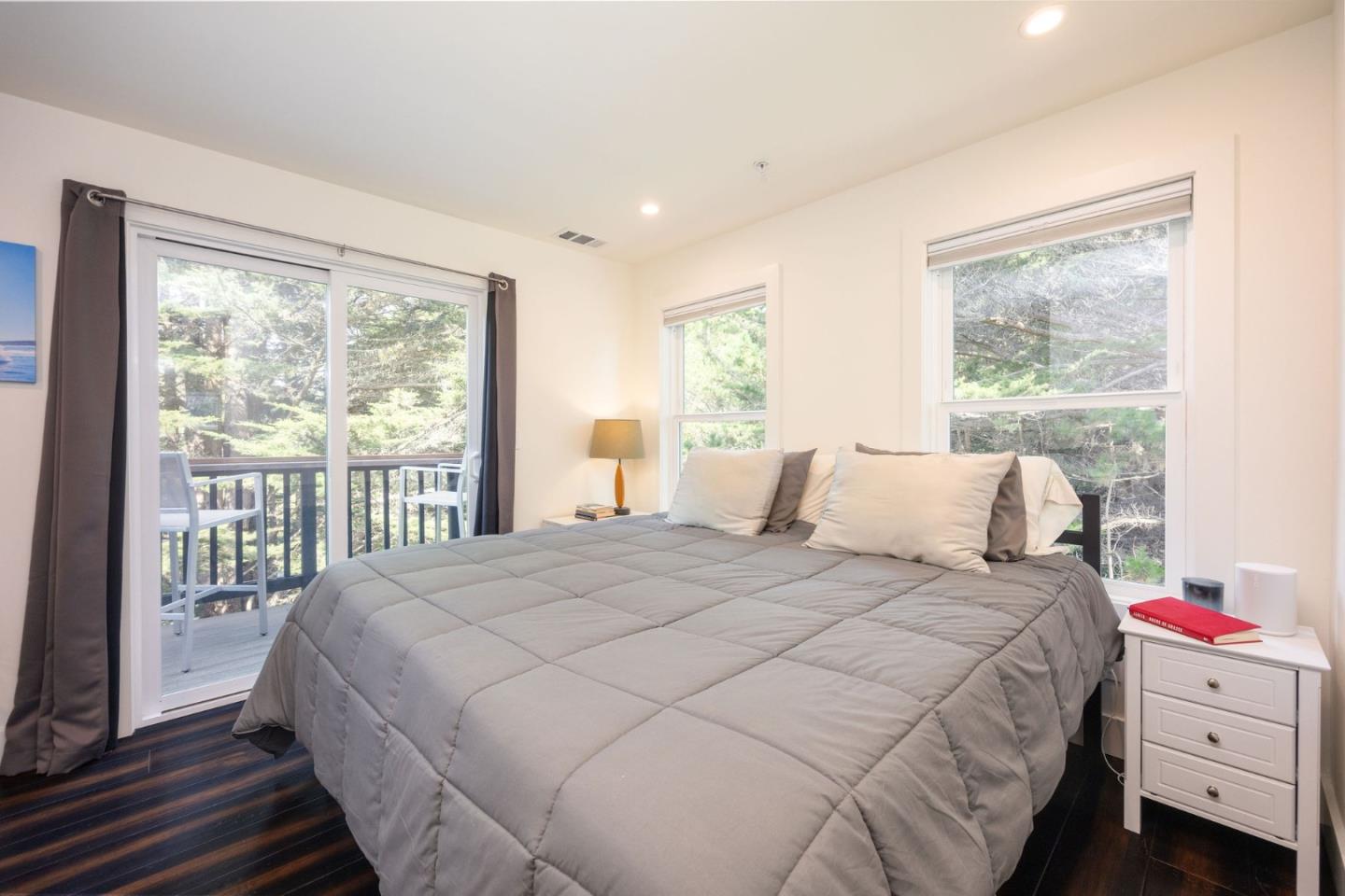 655 Vue De Mer Avenue