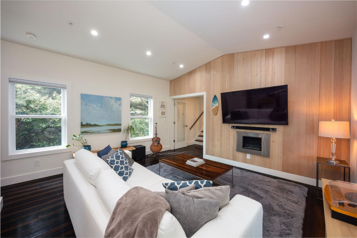 655 Vue De Mer Avenue