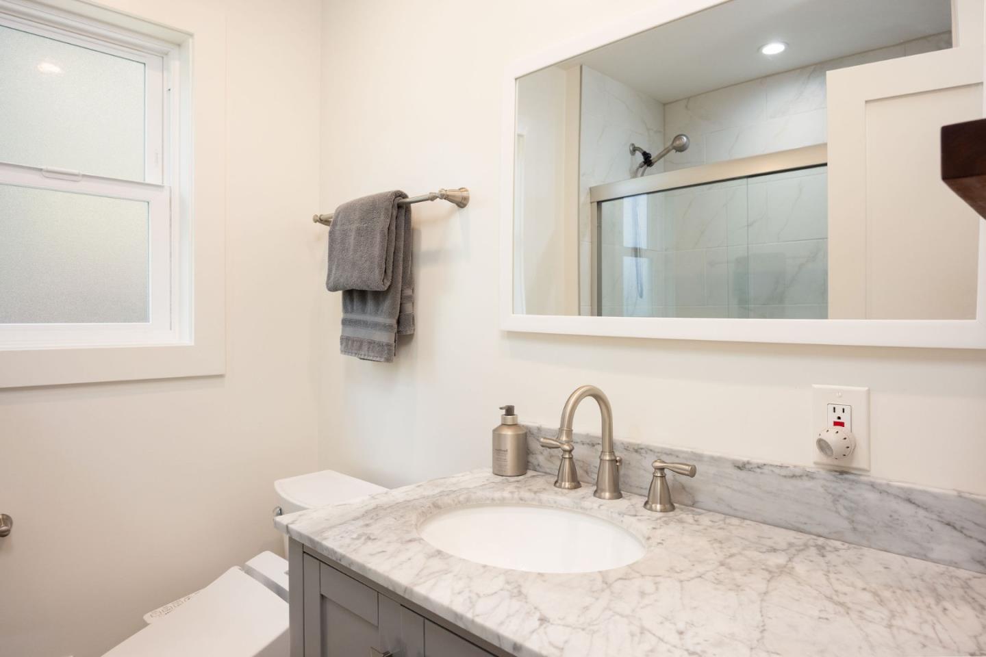 655 Vue De Mer Avenue