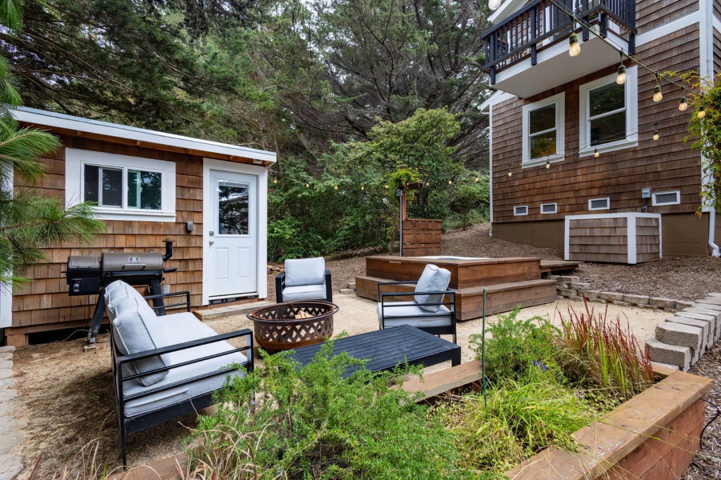 655 Vue De Mer Avenue