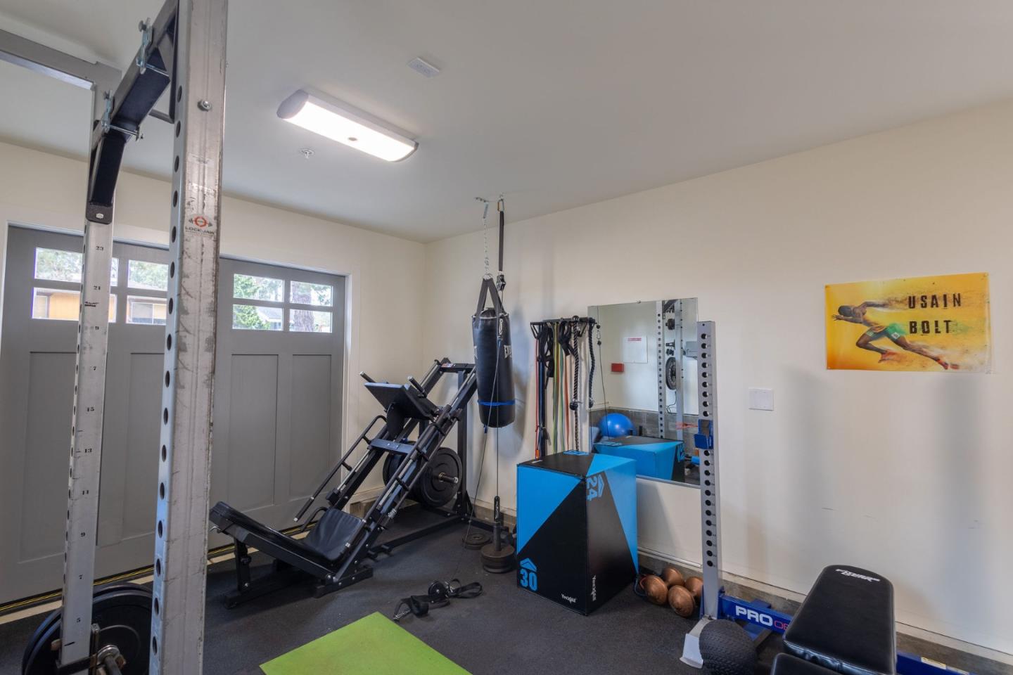 655 Vue De Mer Avenue