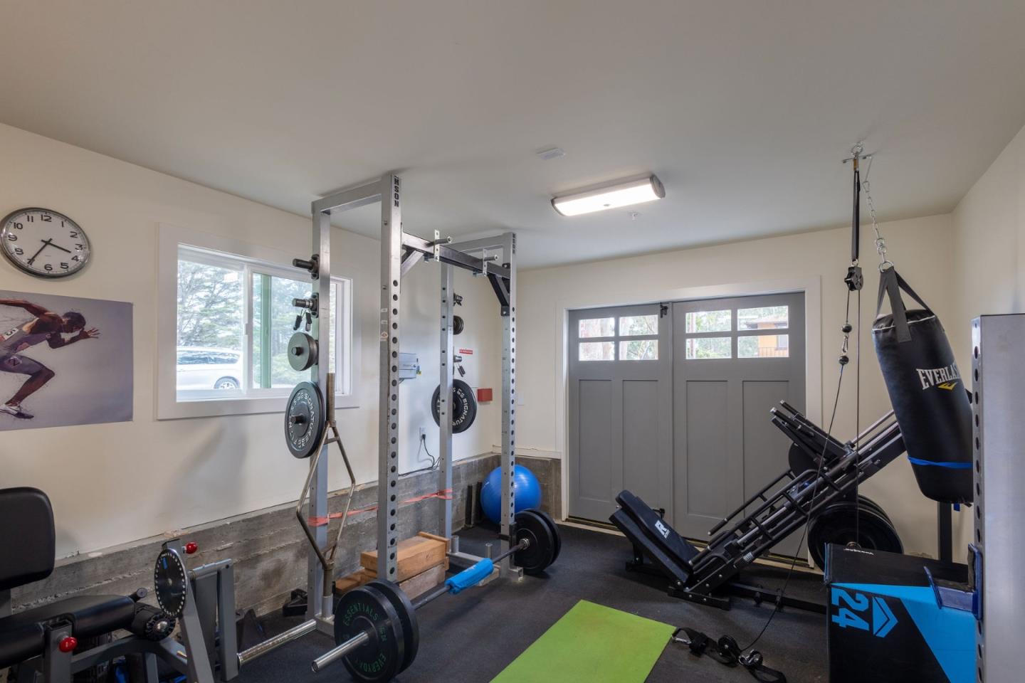 655 Vue De Mer Avenue