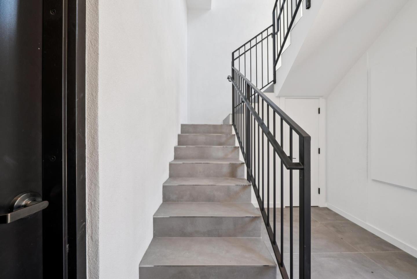 1433 Floribunda Avenue 5