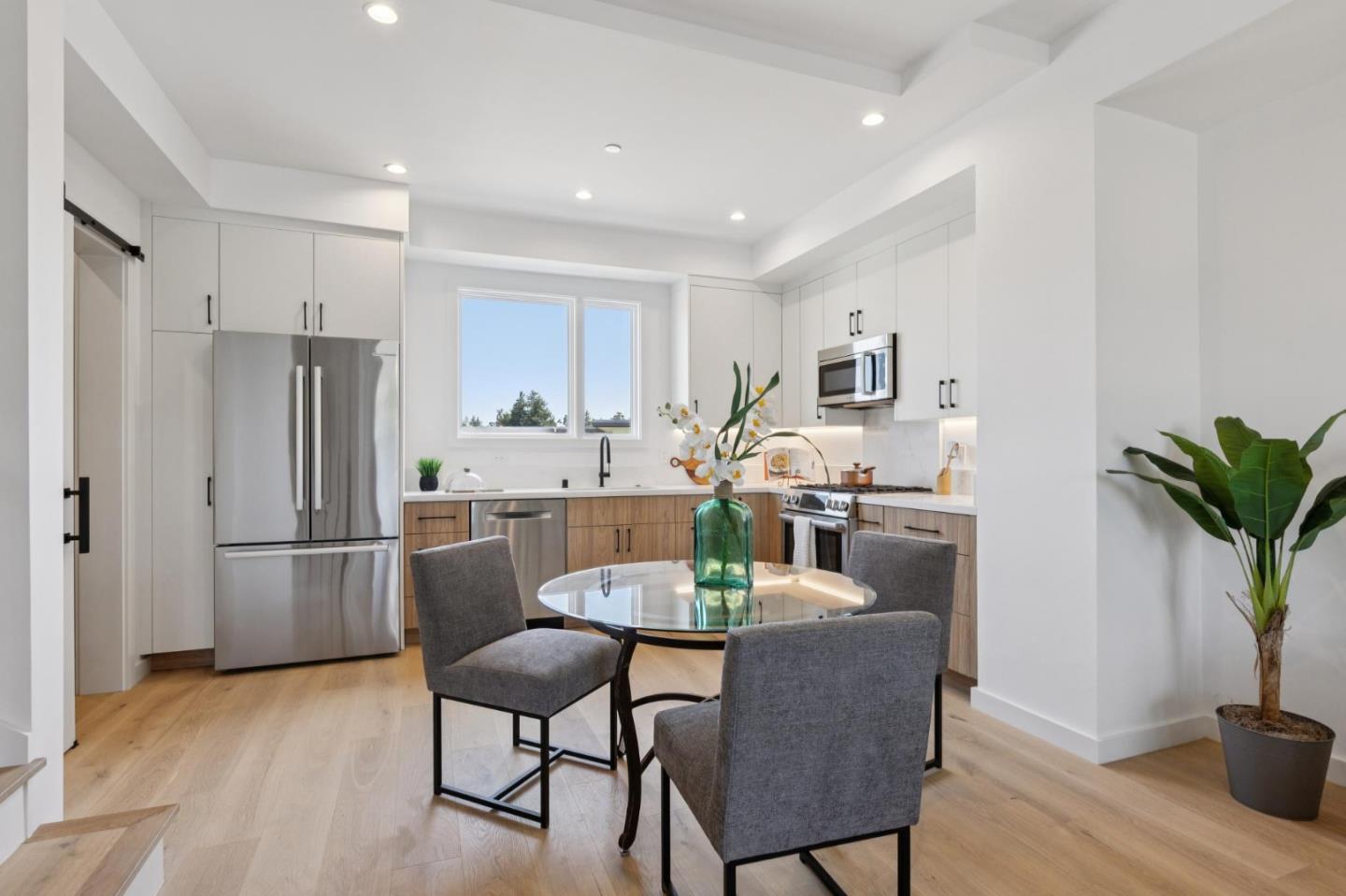 1433 Floribunda Avenue 5