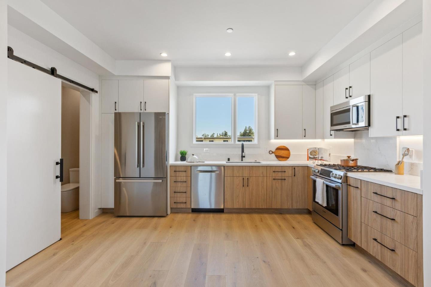 1433 Floribunda Avenue 5