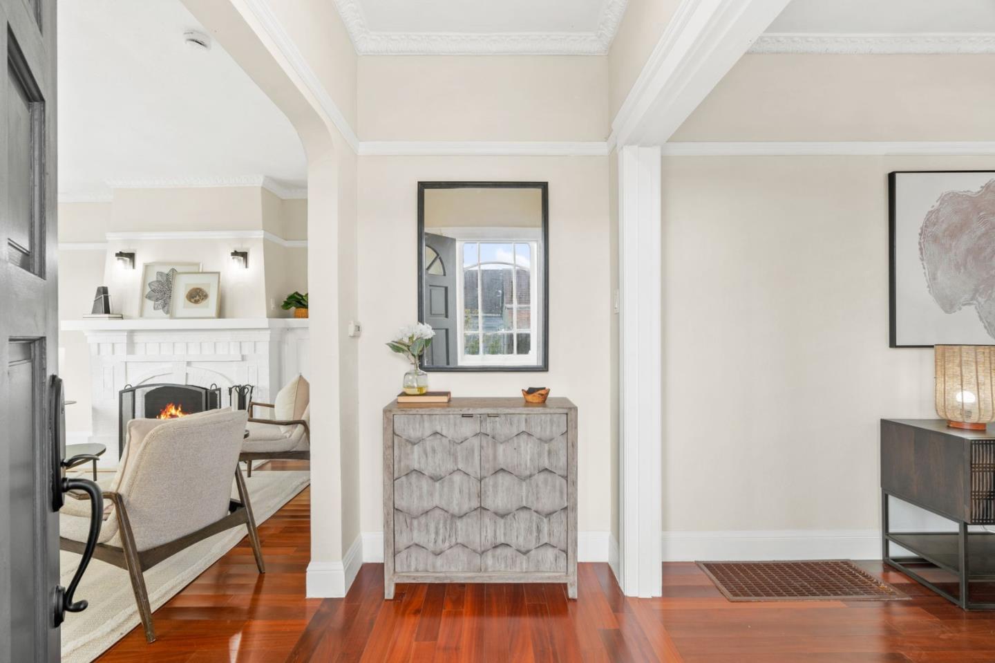 207 Edinburgh Street