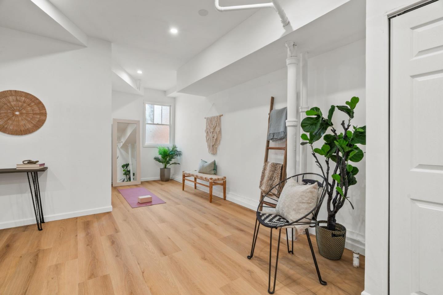 207 Edinburgh Street