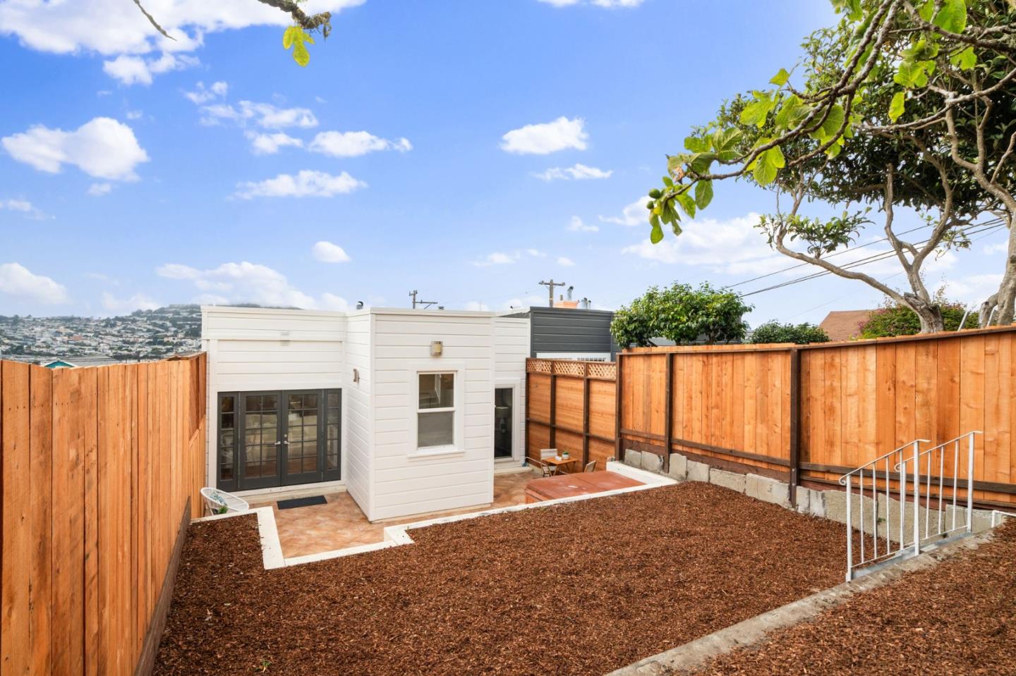 207 Edinburgh Street