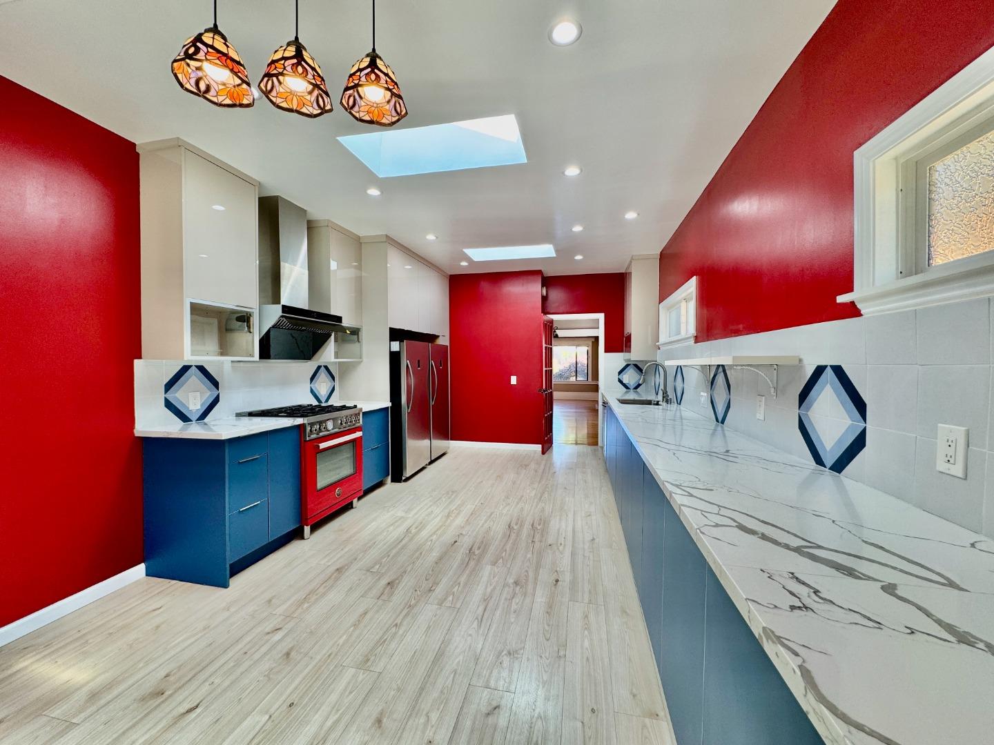 809 Bayswater Avenue