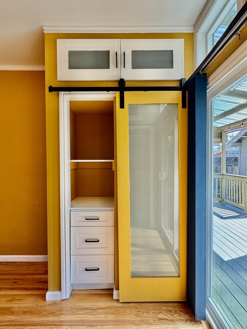 809 Bayswater Avenue