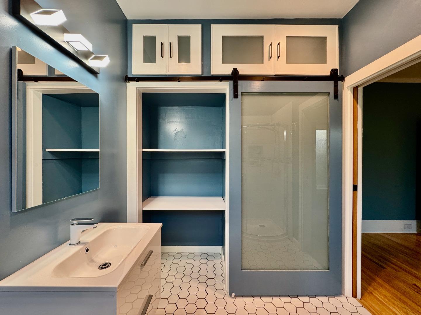 809 Bayswater Avenue