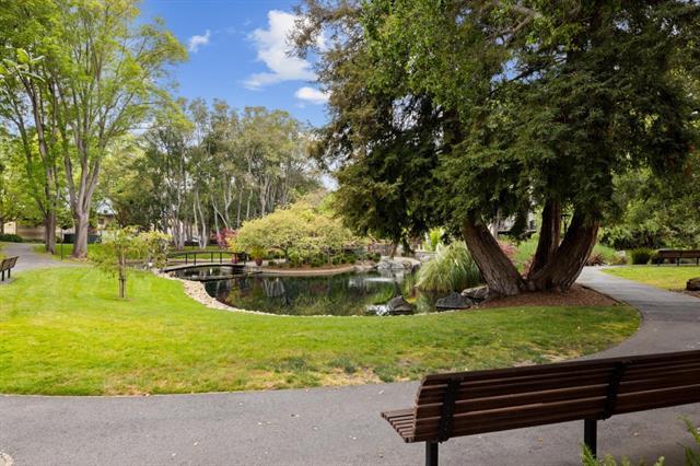 833 North Humboldt Street 314