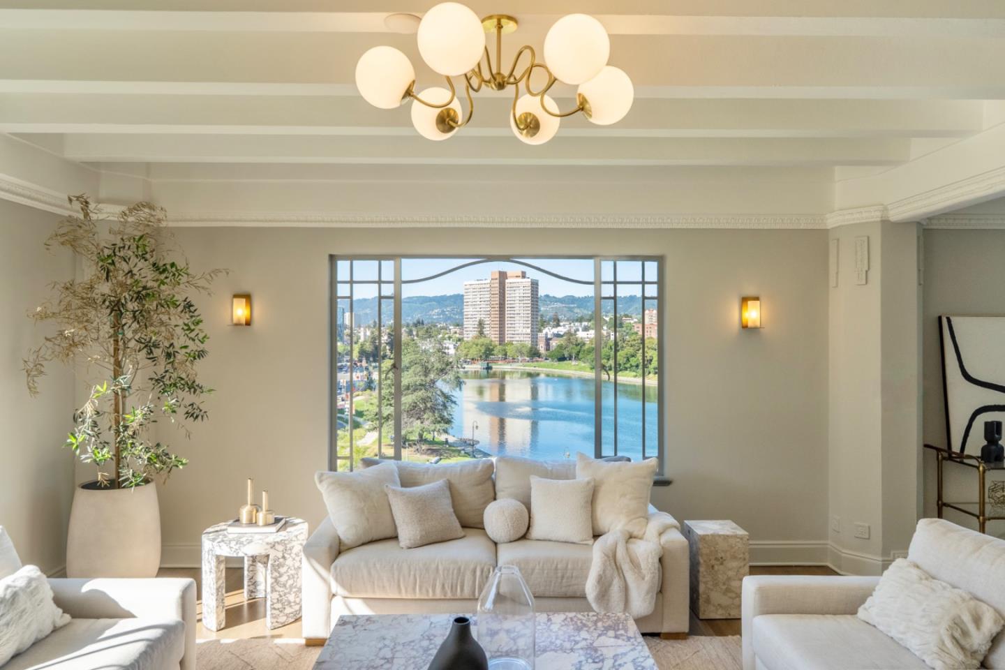 244 Lakeside Drive 10