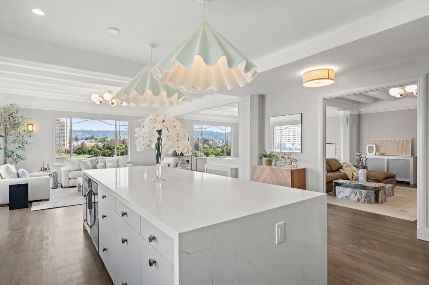 244 Lakeside Drive 10