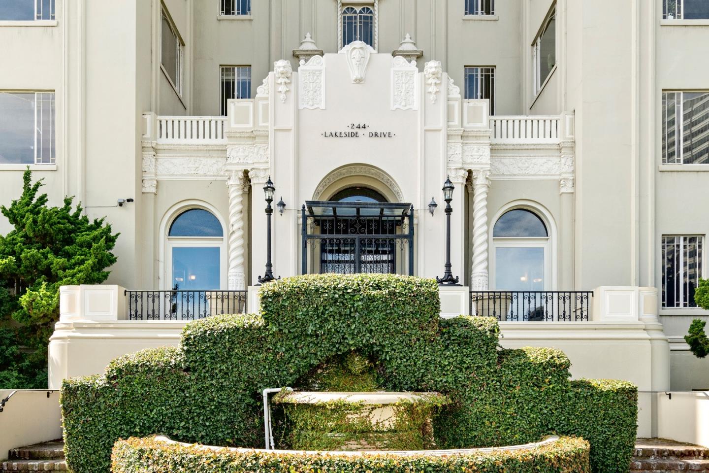 244 Lakeside Drive 10