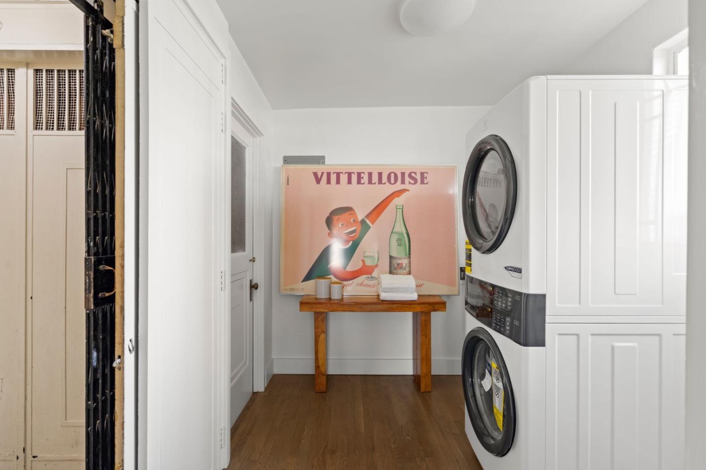 244 Lakeside Drive 10