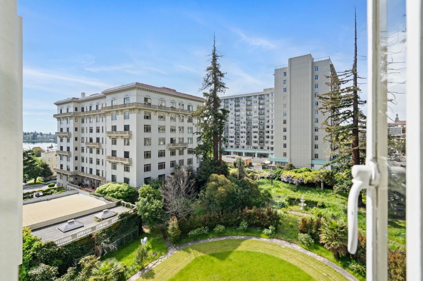 244 Lakeside Drive 10