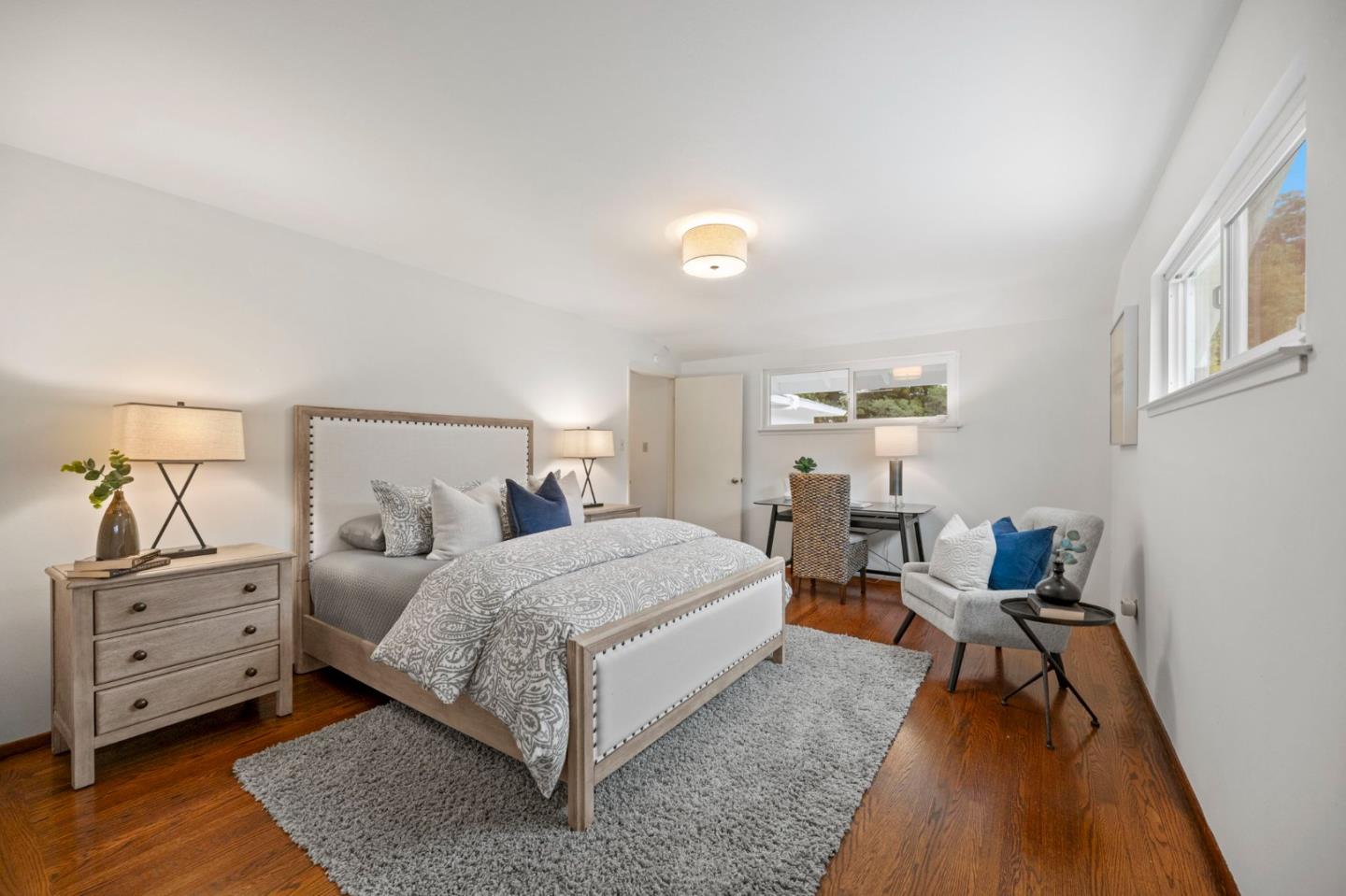 1511 La Mesa Drive