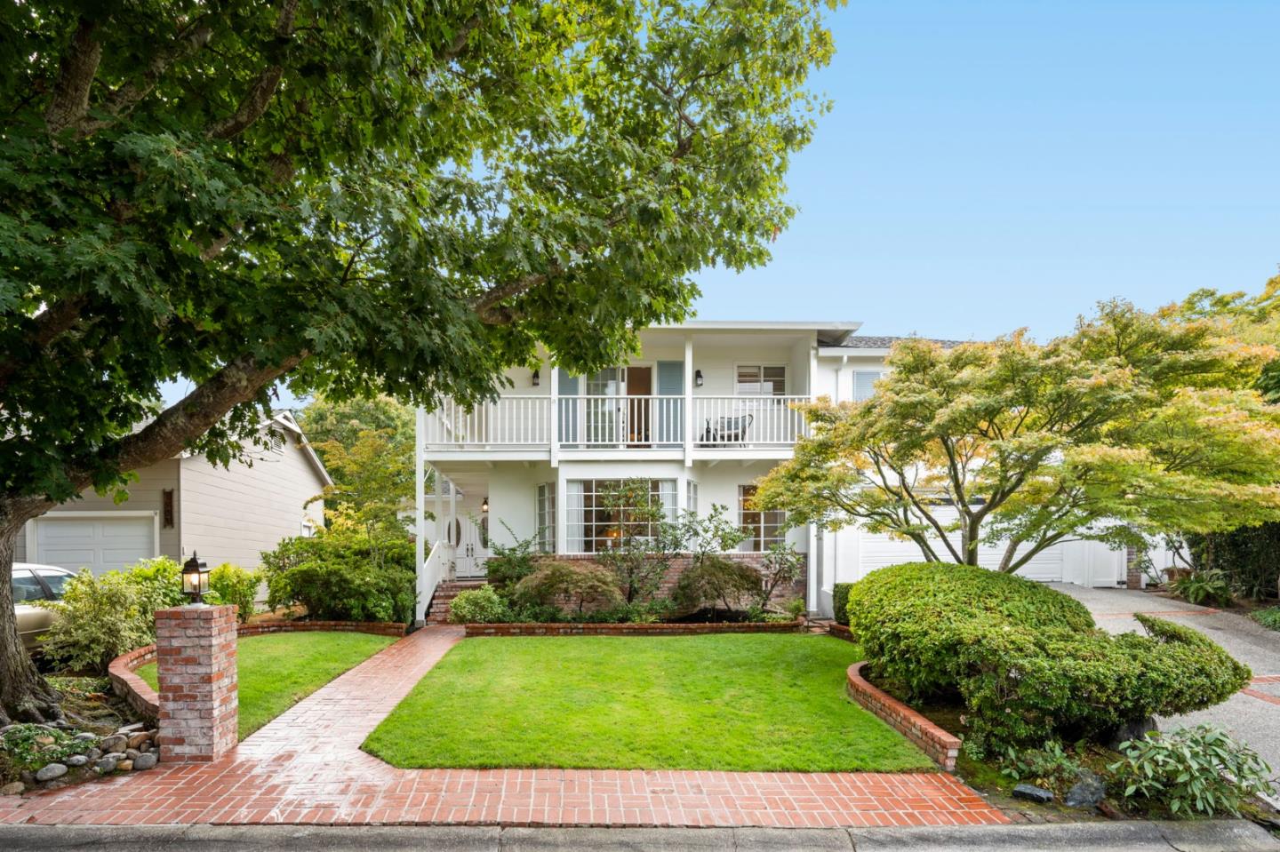 1511 La Mesa Drive