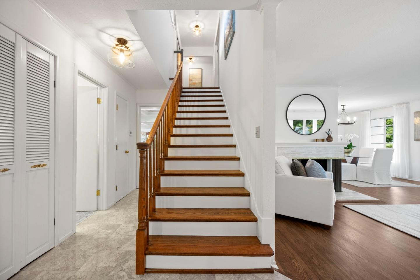 1511 La Mesa Drive