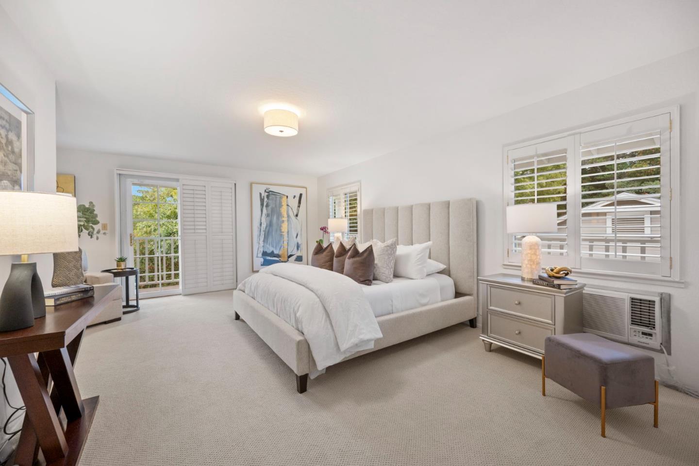 1511 La Mesa Drive