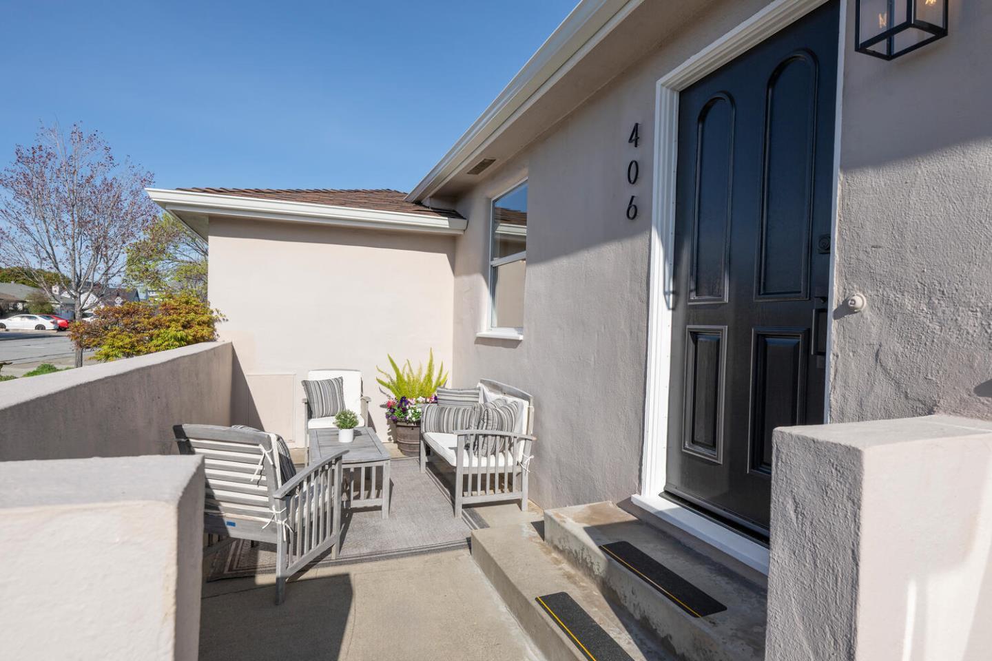 406 Poinsettia Avenue