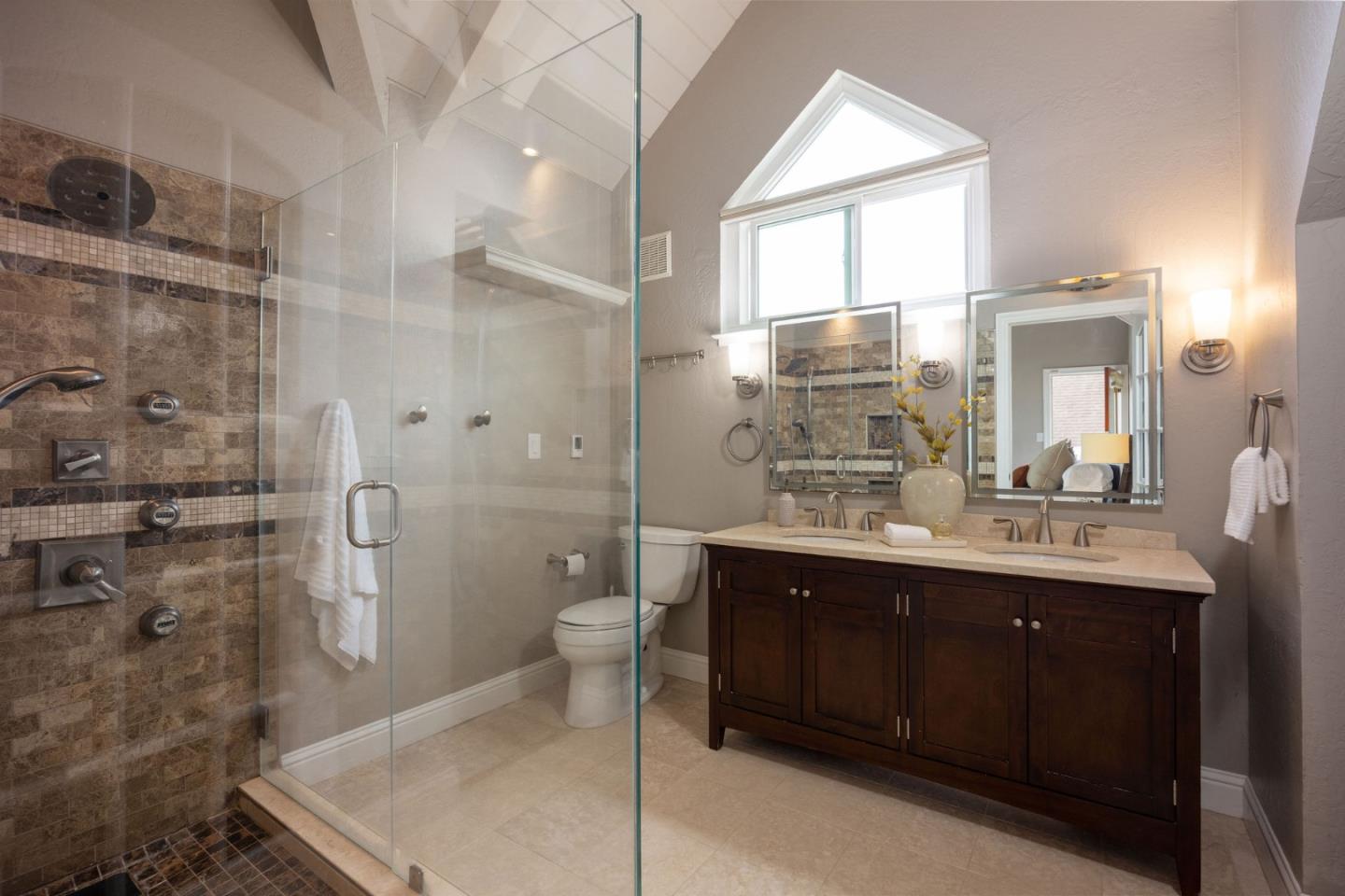 1107 Columbus Street