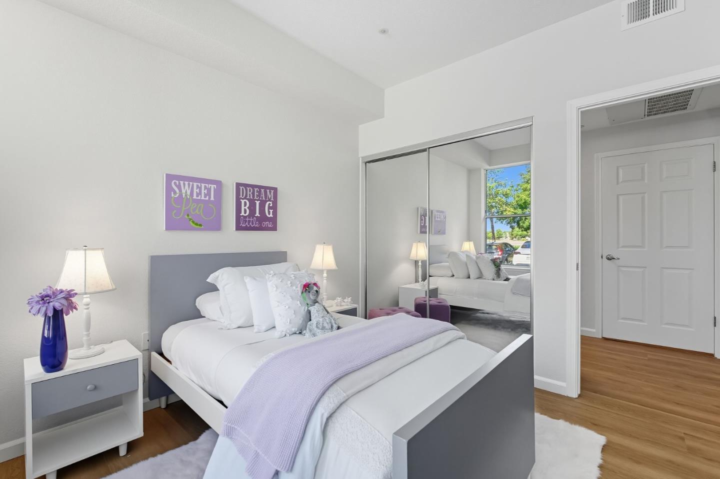 401 Baltic Circle 403