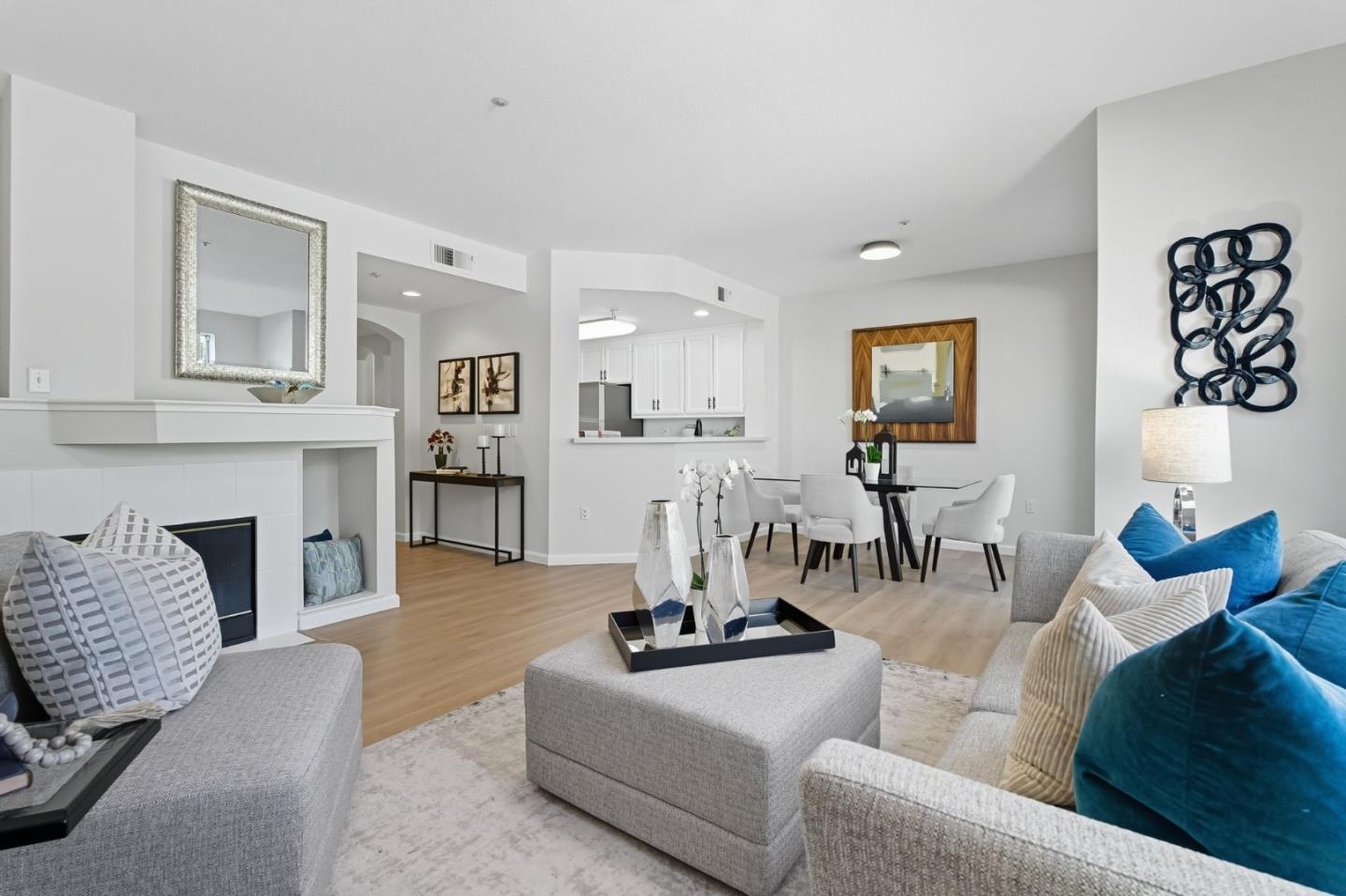 401 Baltic Circle 403