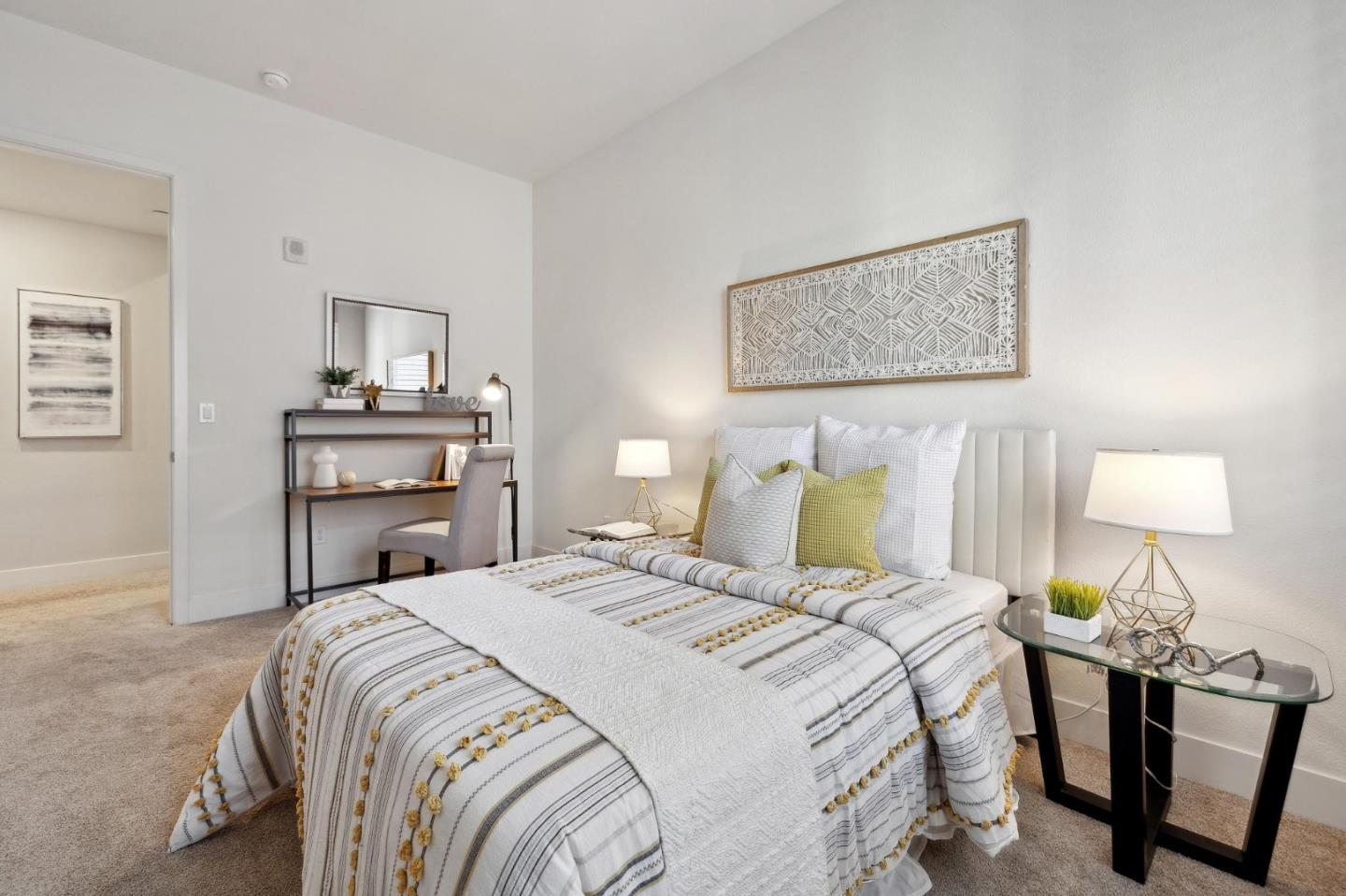 1028 Foster Square Lane 404