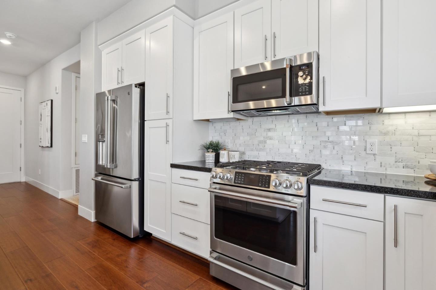 1028 Foster Square Lane 404