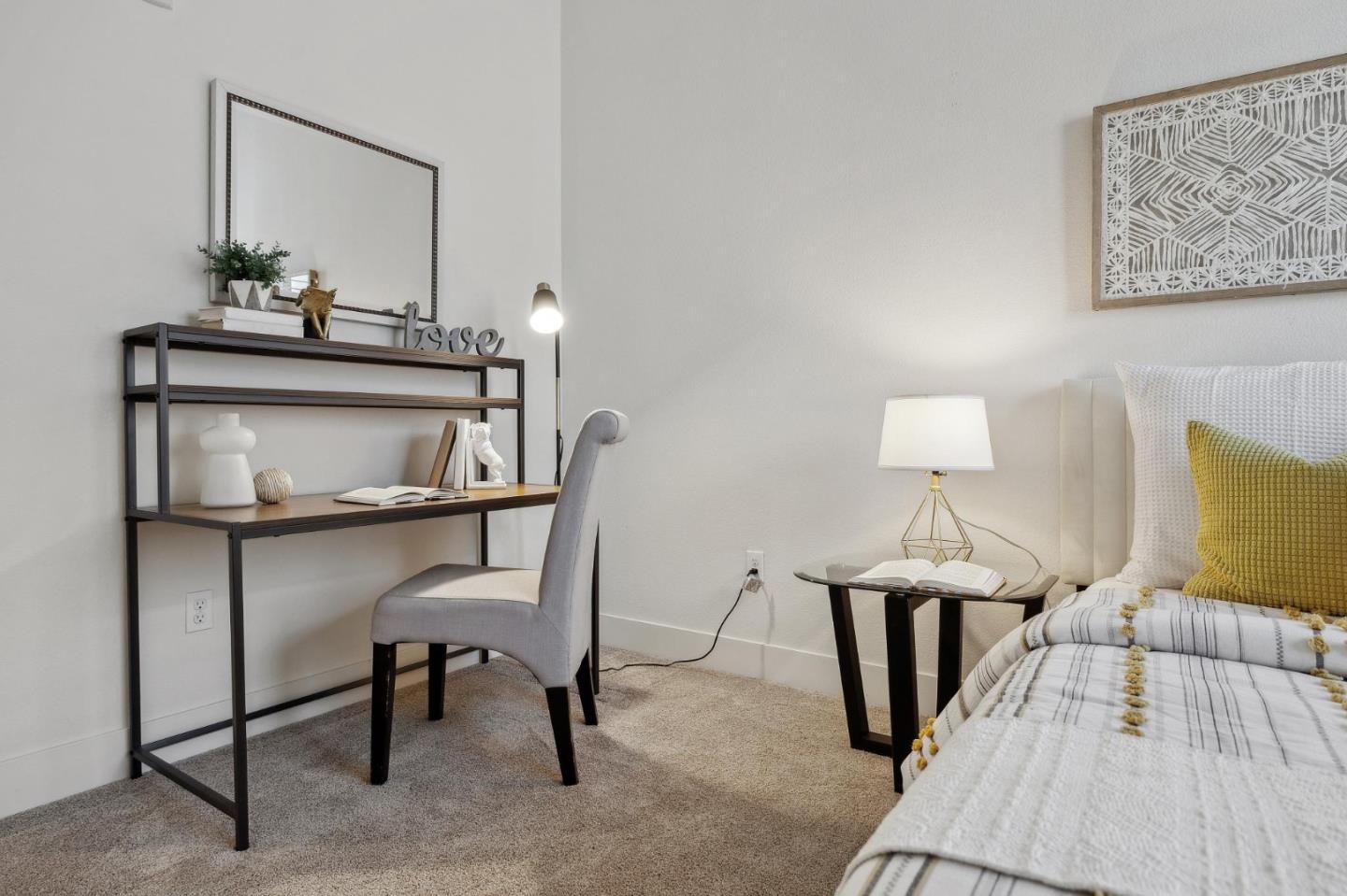 1028 Foster Square Lane 404