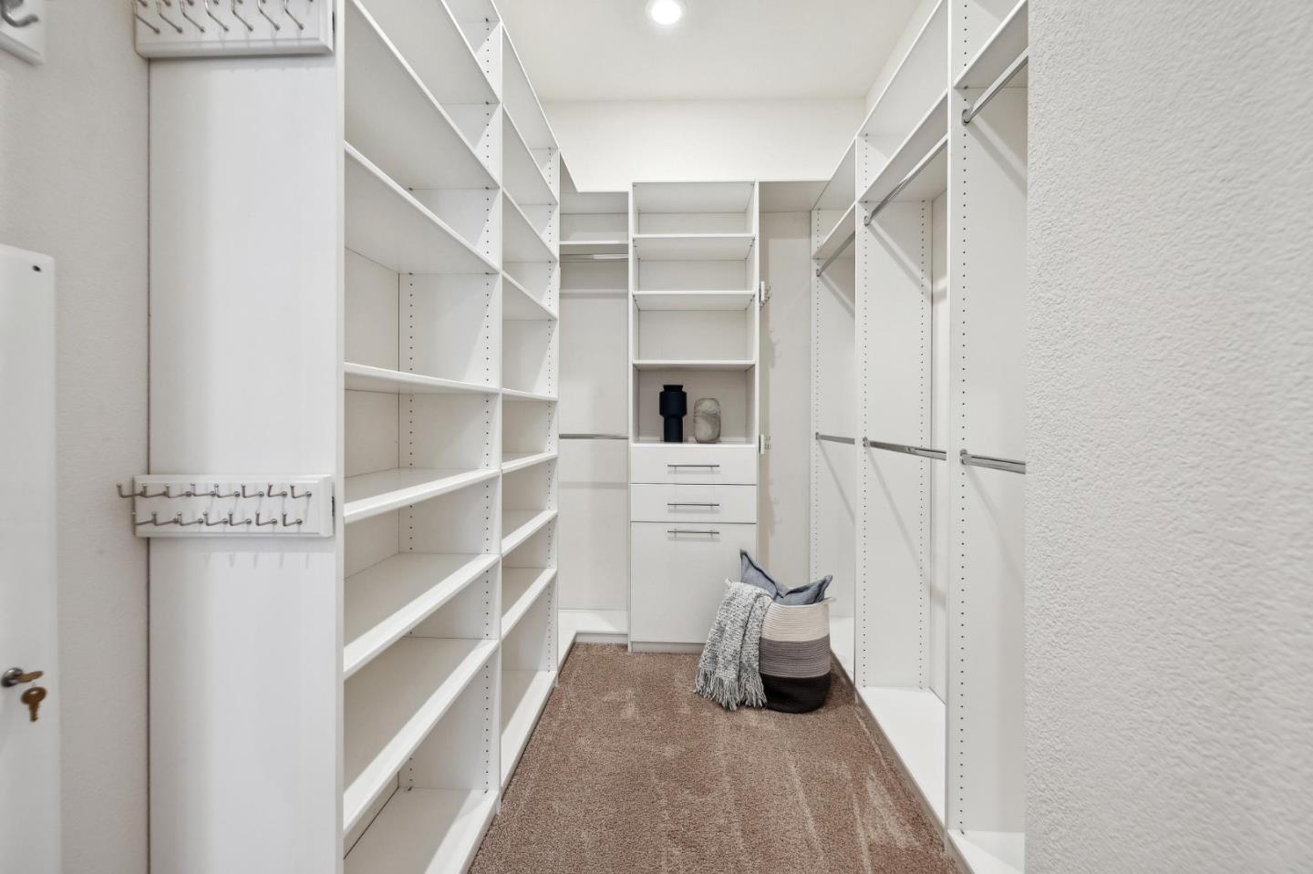 1028 Foster Square Lane 404