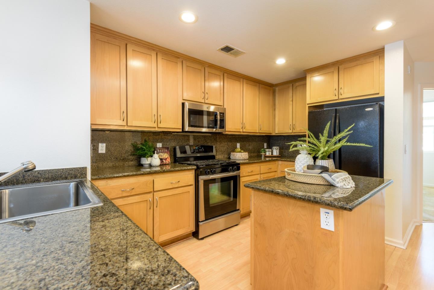 40840 Townsend Terrace