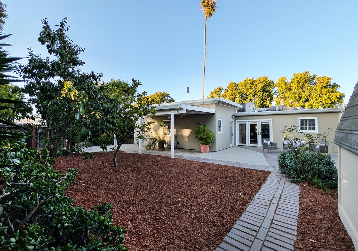 808 Patricia Avenue