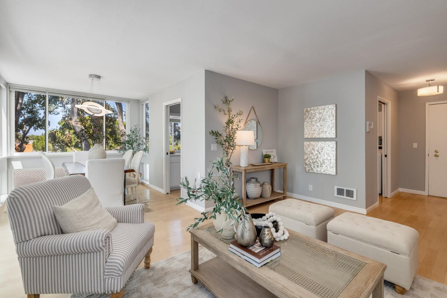 1017 Shell Boulevard 12