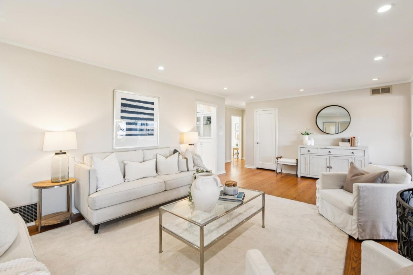 1524 Alturas Drive
