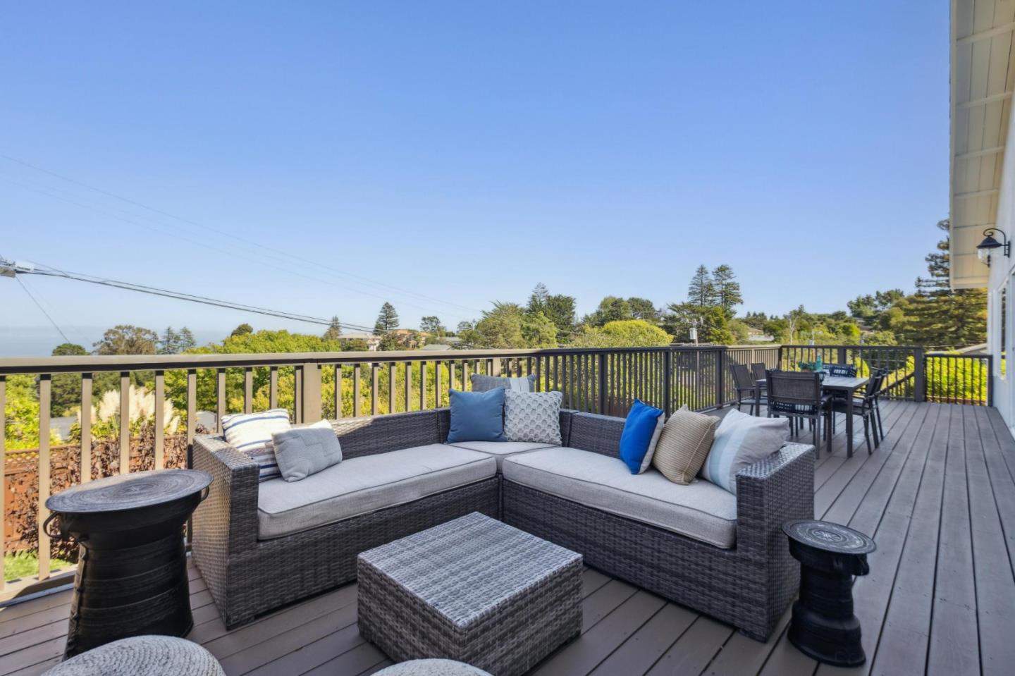 1524 Alturas Drive