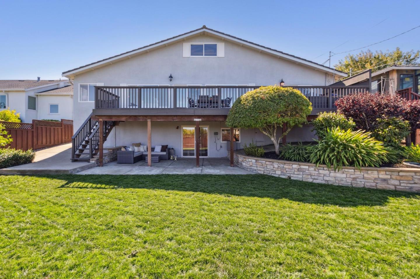 1524 Alturas Drive